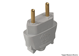 PLUG MACHO 180° 2P 10A 250V CINZA