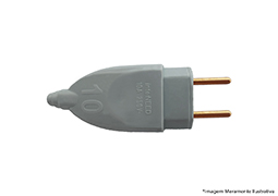 PLUG MACHO TITÃ 2P 20A CINZA