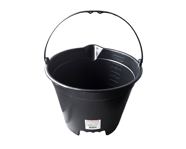 BALDE CONCRETO PLÁSTICO 08L PRETO ALÇA PLÁSTICA